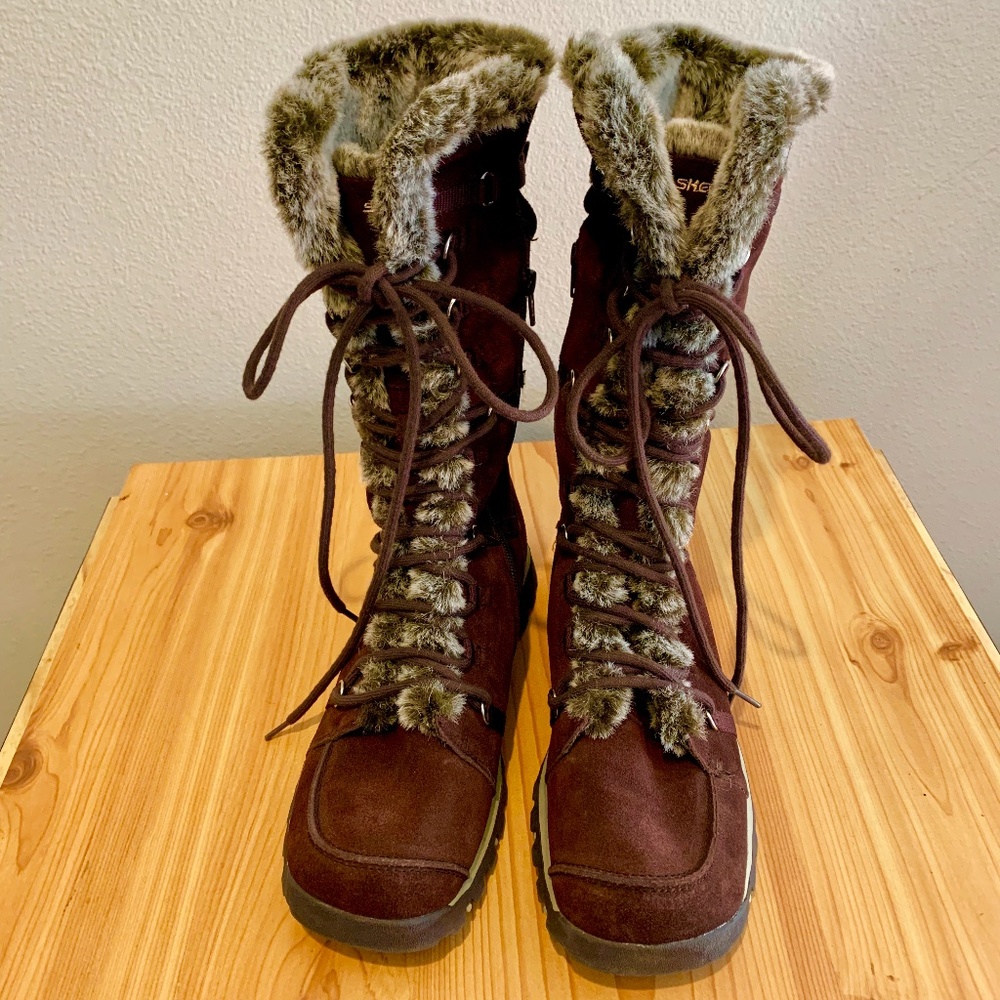 Women's 10 Sketchers High Faux Fur Suede Boots EUC